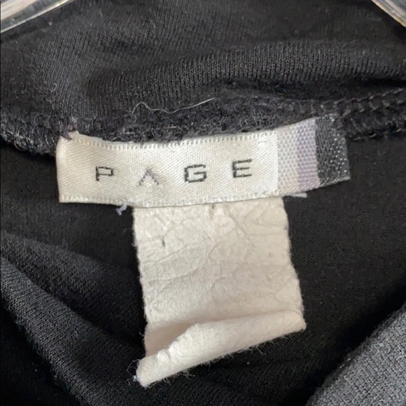 PAGE Soft Knit Black Top Sz M - Picture 4 of 4